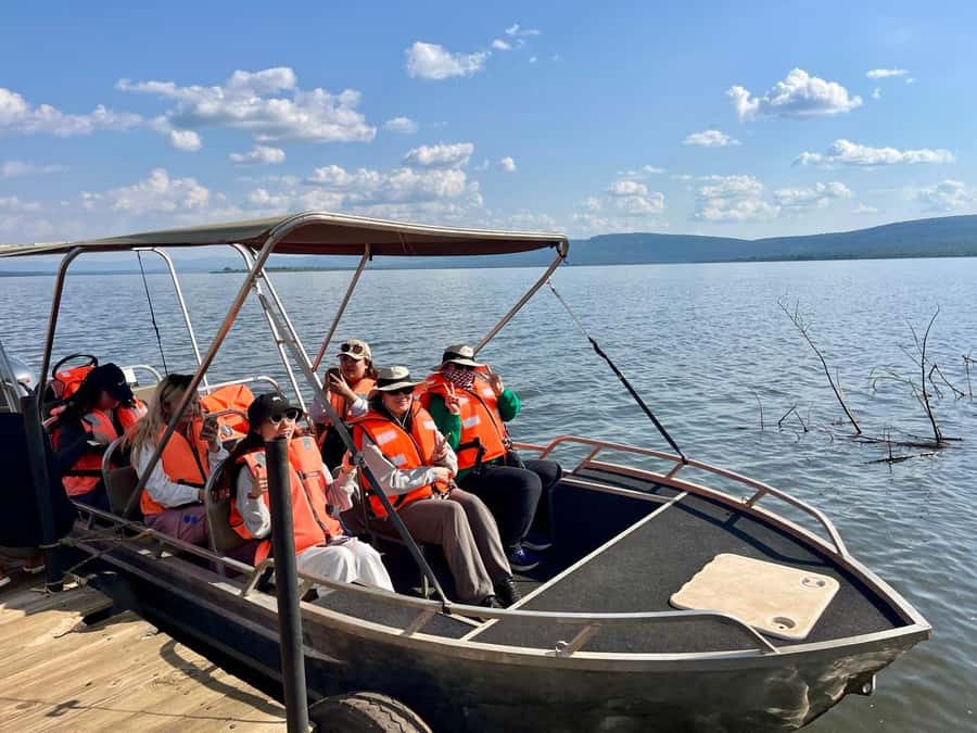 Kigali: Full-Day Akagera Safari + Optional Boat Ride - Entering Akagera and getting ready for the drive