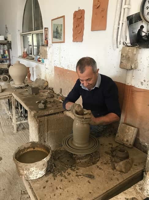 Knossos Palace and Pottery experience. Excursion Safari - FAQ