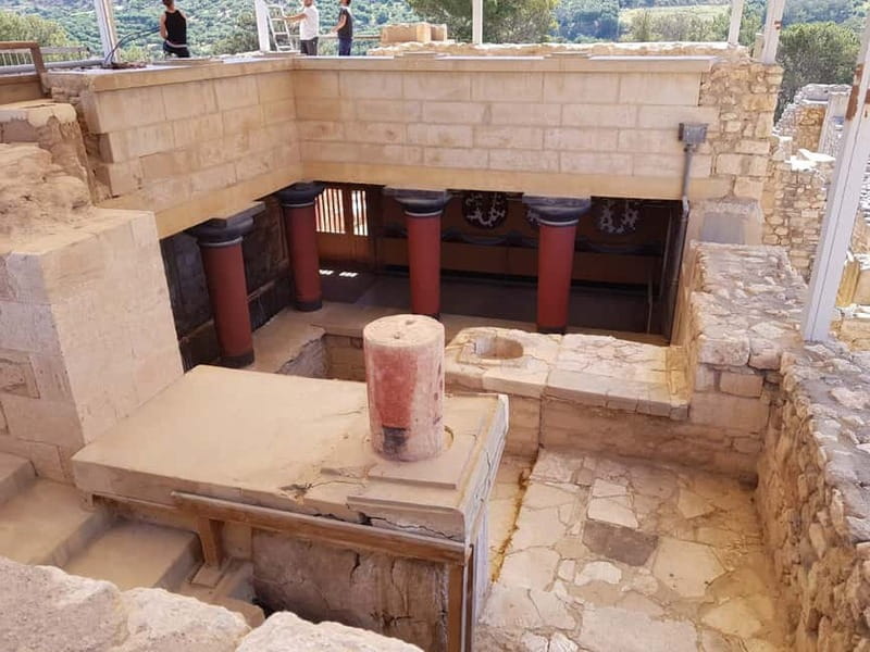 Knossos Palace and Pottery experience. Excursion Safari - The drive into Crete’s pottery country