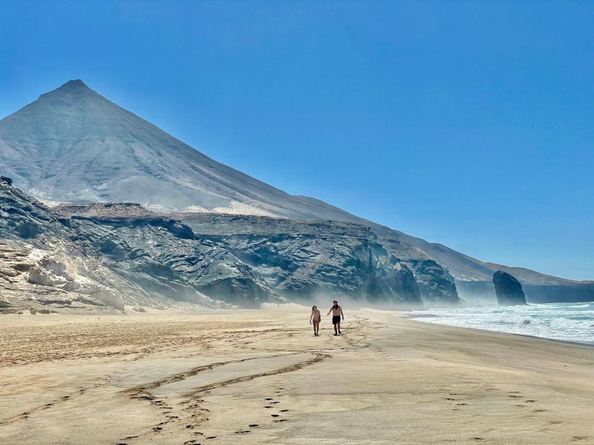 Las Palmas: Fuerteventura Cofete Beach and Desert Safari - The Istmo de la Pared desert section