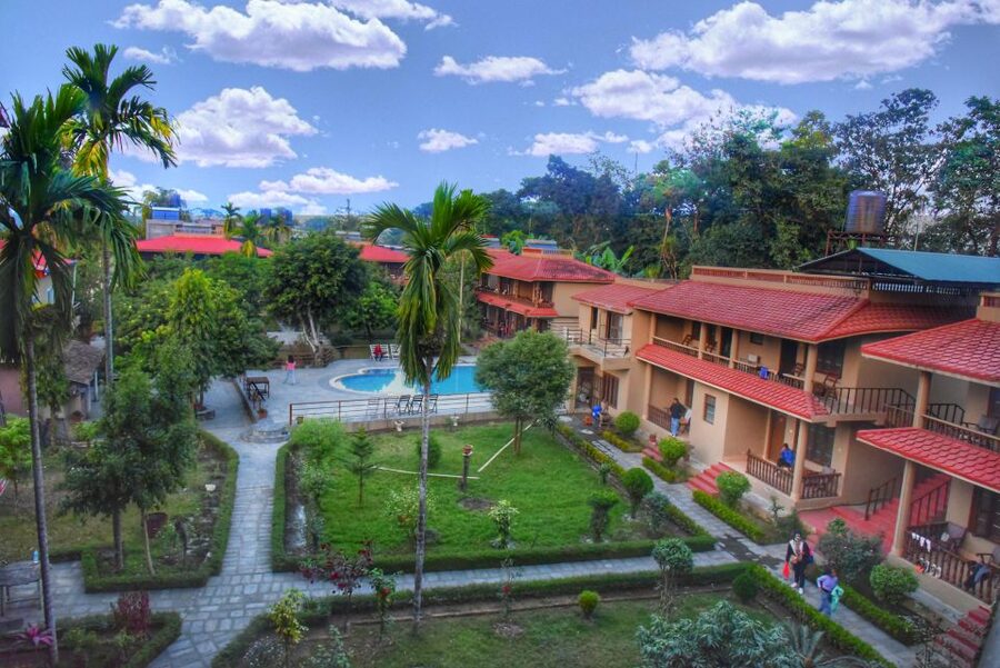 Luxury Chitwan Jungle Safari Package (2Nights/3Days) Resort - Two nights of resort comfort in Chitwan