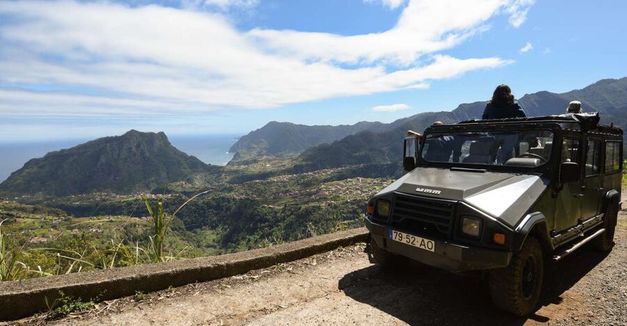 Madeira Safari Private 4x4, Full Day Santana or Porto Moniz - Pico do Areeiro for mountain views