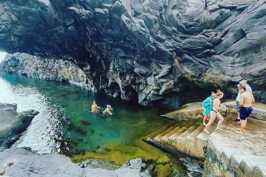 Madeira: West Side Jeep Tour with Natural Pools - Two hours at Porto Moniz’s volcanic pools