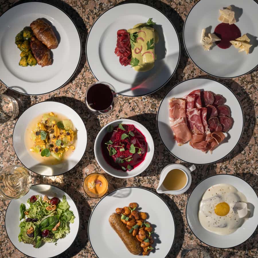 Mendoza Food Safari - 4 Top Restaurants in One Night - Family cooking at Fuente y Fonda
