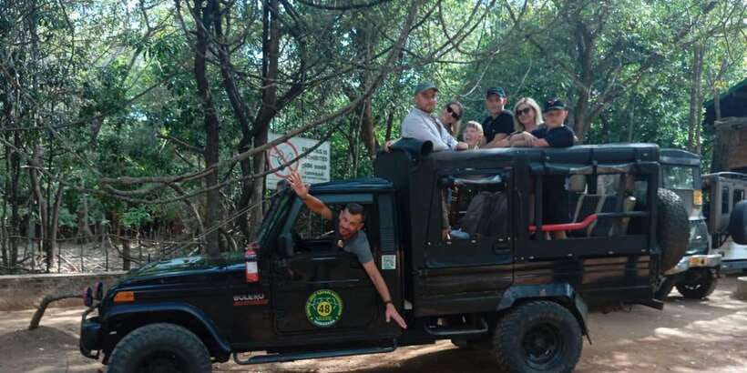 Minneriya National Park Safari - Entrance Fee Included - Why the private group setup matters