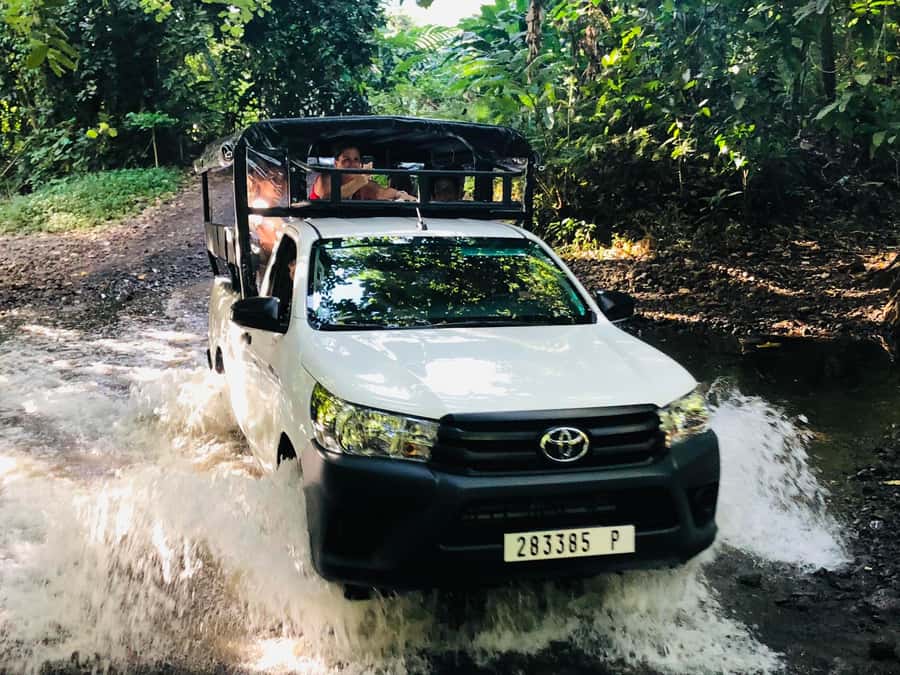 Moorea:4X4 safari excursion between land and sea with lunch - What makes this Moorea tour worth considering