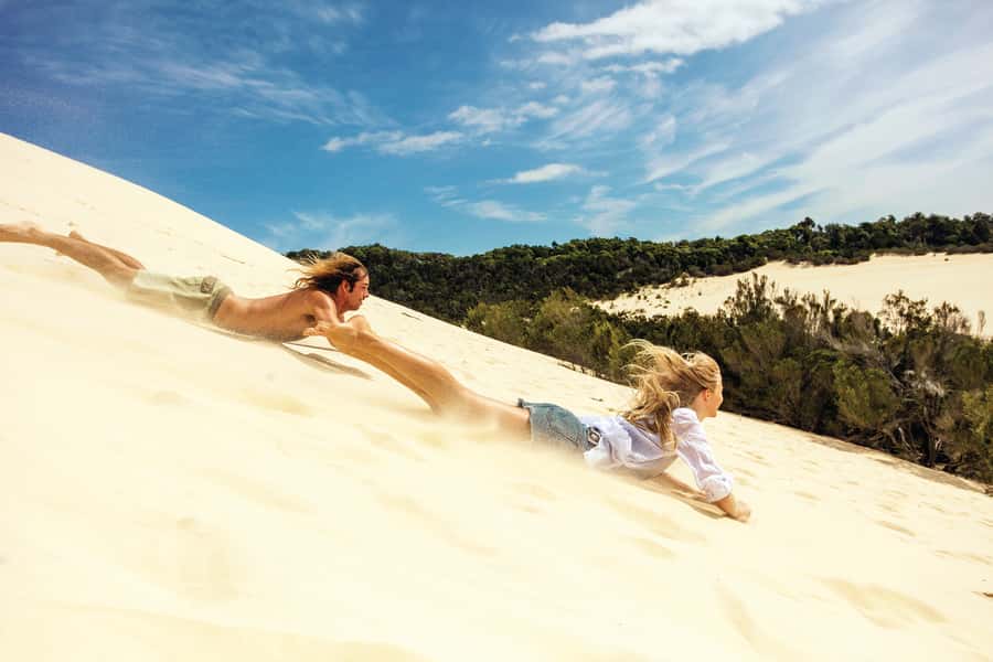 Moreton Island: Desert Safari Tour & Dolphin Viewing - Free time at the resort, with useful choices