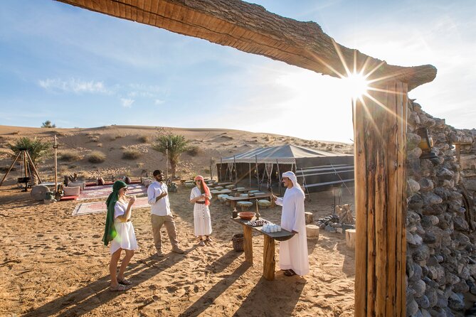 Morning Falconry & Nature Desert Safari with Transfers from Dubai - The falcon display and hands-on session