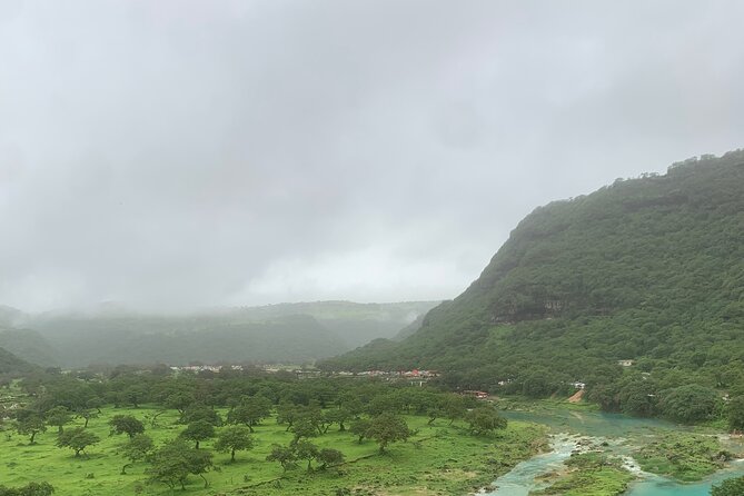 Mountain Safari Private Tour - The anti-gravity road near Salalah