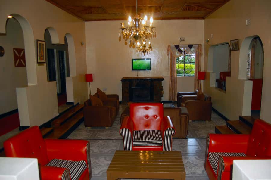 Nairobi: 4 Day Masai Mara and Lake Nakuru Camping Safari - Day 2: A full day among Mara predators
