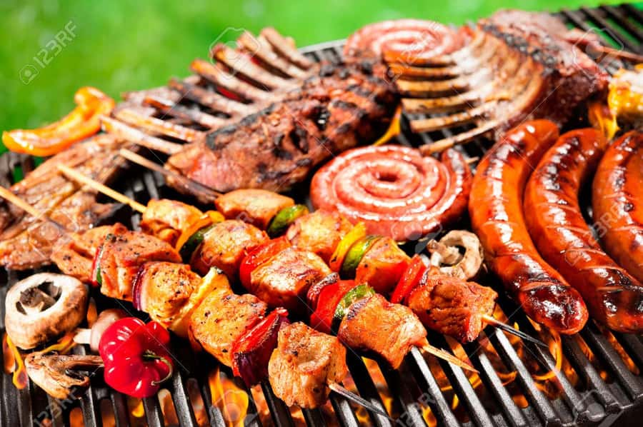 Nairobi: Cabaret Show with Dinner at Safari Park Hotel - Nyama Choma Ranch Restaurant and the dinner