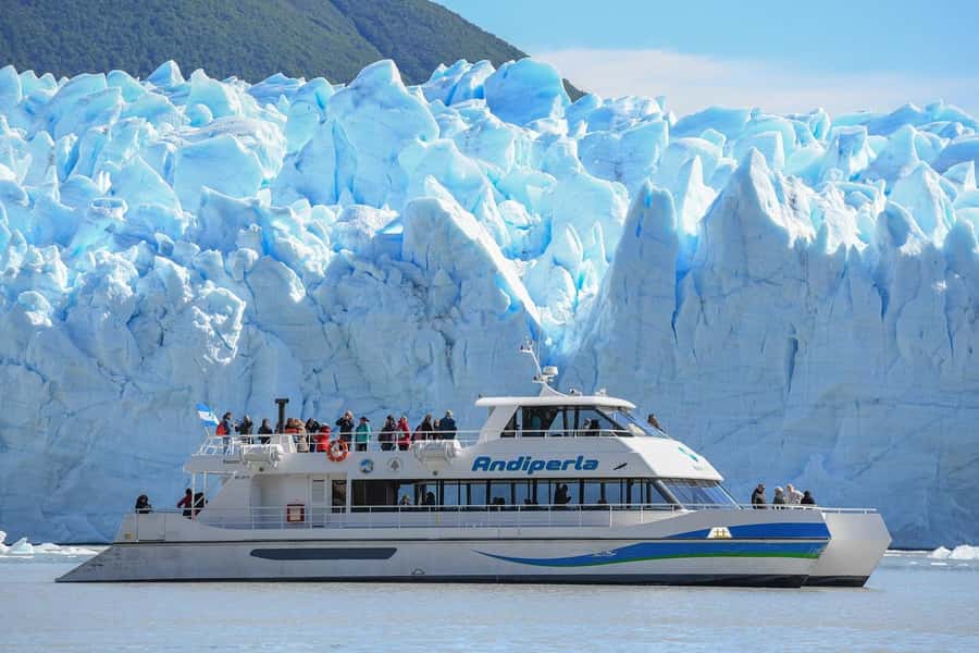 Nautical Safari: Navigate and feel the energy of the Perito Moreno Glacier. - Meeting Perito Moreno from the water