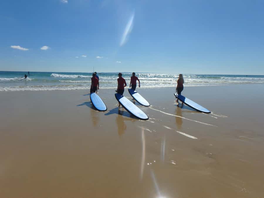 Noosa: Epic Learn to Surf Safari 4x4 - Double Island Point - What the surf session is like