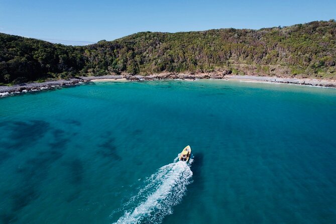 Noosa Ocean adventure & Dolphin Safari. - Paradise Caves and Devil’s Kitchen