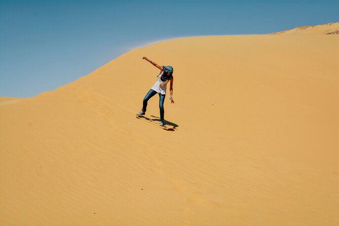 Overnight Safari Trip To Bahariya & White Desert - Crystal Mountain and the cave stop