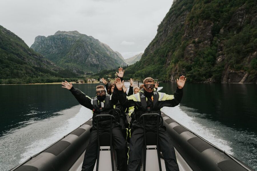 Øystese: Hardangerfjord RIB safari to the Fyksesund branch - What the skipper adds
