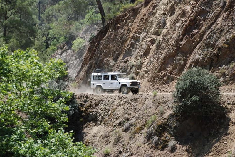 Paphos: Troodos-Kykkos Land Rover Treasure Jeep Safari - Comfort, clothing, and who should skip it