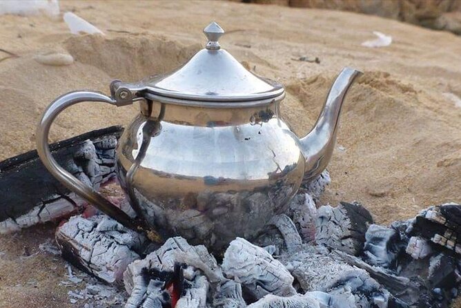 Private 2 Days Jeep Safari to White Desert and Bahariya Oasis - What is included, and what should you confirm?