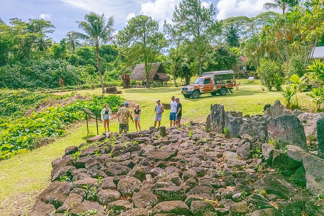 Private Safari Adventure Tour in Bora Bora with Local Guide - Why a 4x4 is the right way to see Bora Bora