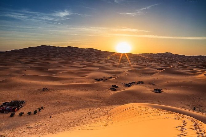 Red Dune Safari Adventure with BBQ Dinner Experience - What dinner and entertainment are really like