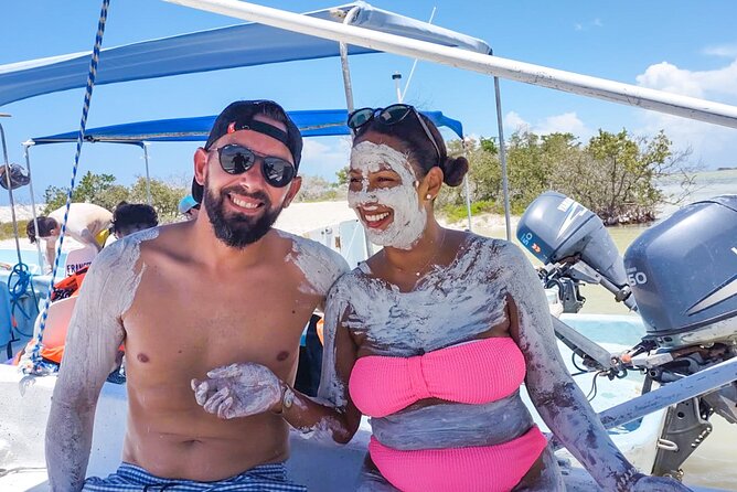 Safari in Rio Lagartos, Coloradas and Mayan Bath - Las Coloradas gives you the iconic photographs