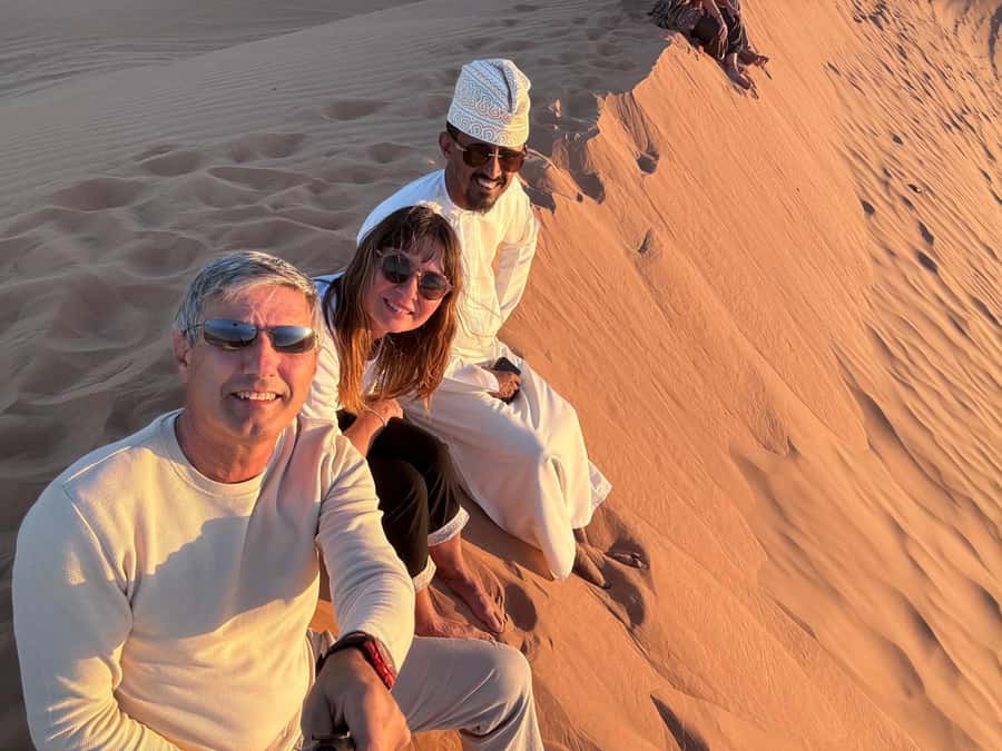 Salalah: Sunset Desert Safari - Rub Al Khali - Empty Quarter - Guides, vehicles, and communication