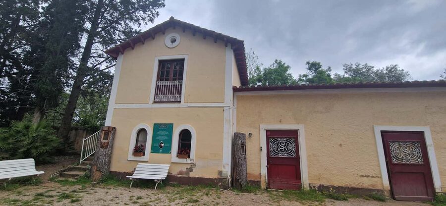 Salou safari: Park Samá with 1 vermouth tasting&hotel Pickup - Entering a 14-hectare botanical garden