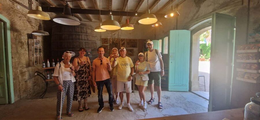 Salou safari: Park Samá with 1 vermouth tasting&hotel Pickup - Making the most of the 90-minute visit