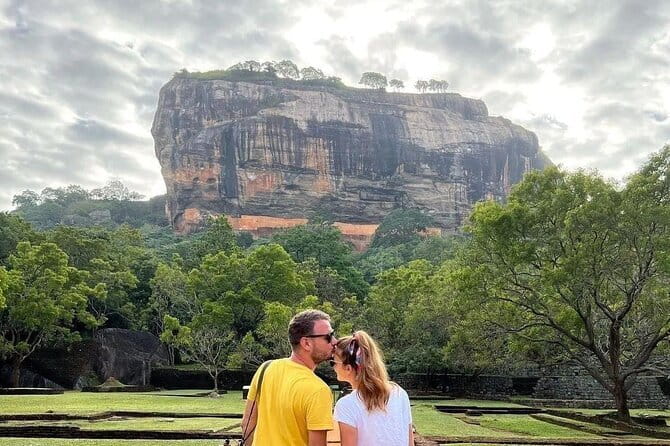 Sigiriya Hike & Minneriya Safari Private Full Day Tour - Why this pairing works from Anuradhapura