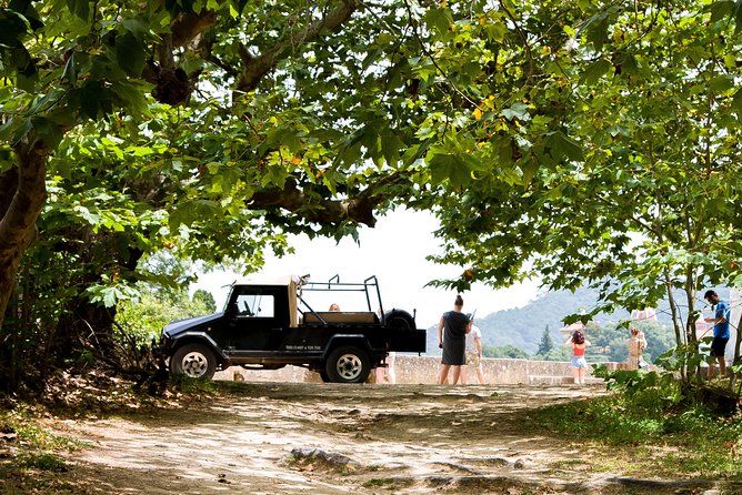 Sintra Jeep Safari - Quinta da Regaleira and its unusual grounds