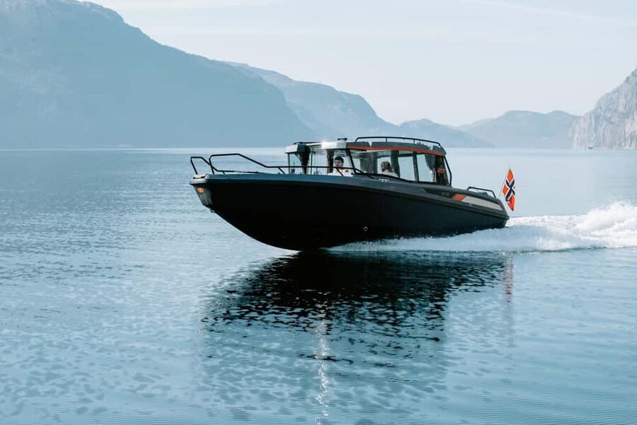 Stavanger: Boat Safari to Lysefjord and Preikestolen - Seeing Pulpit Rock from below