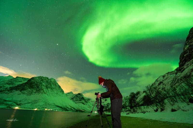 Tromsø: Northern Lights Safari with Expert Guides and Photos - The guide makes the difference