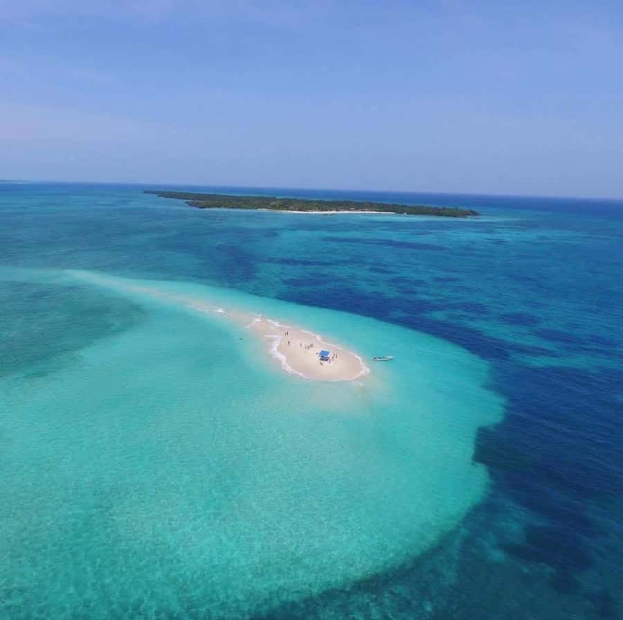 Zanzibar: Safari Blue Lagoon Trip with Snorkeling and Lunch - Snorkeling with a guide who stays involved